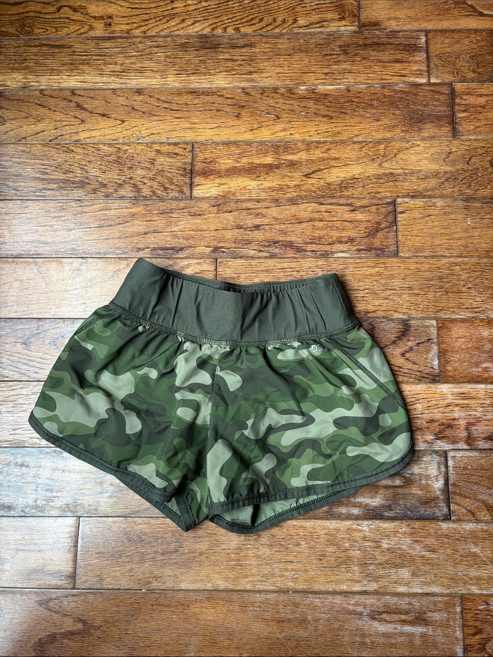 DSG Girls Olive Green Camo Athletic Shorts youth small